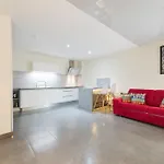 Garden Loft Velazquez דירה